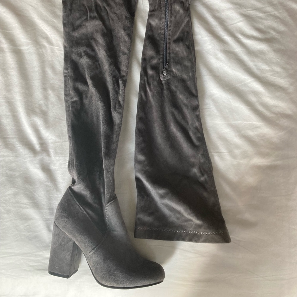 Suede glove boots